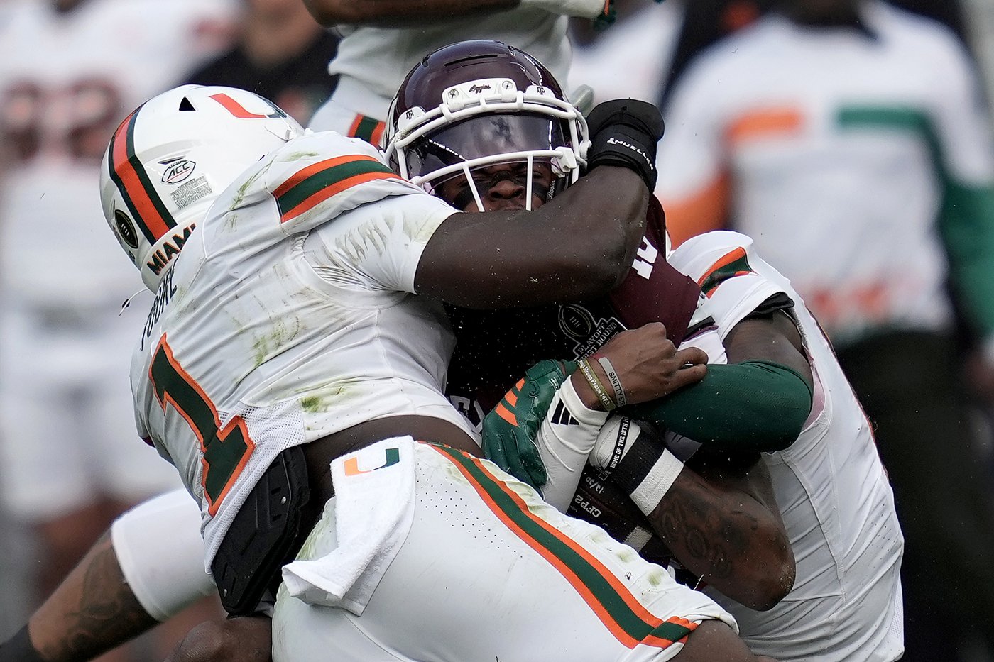 Miami freshman Malachi Toney redeems himself with winning touchdown in 10-3 victory over Texas A&M | iNFOnews.ca Miami freshman Malachi Toney redeems himself with winning touchdown in 10-3 victory over Texas A&M | iNFOnews.ca