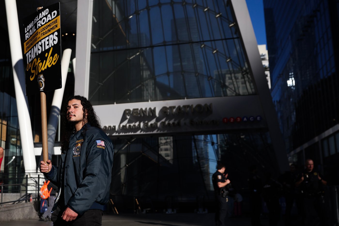Photos show strike action as North America’s largest commuter rail system shuts down | iNFOnews.ca