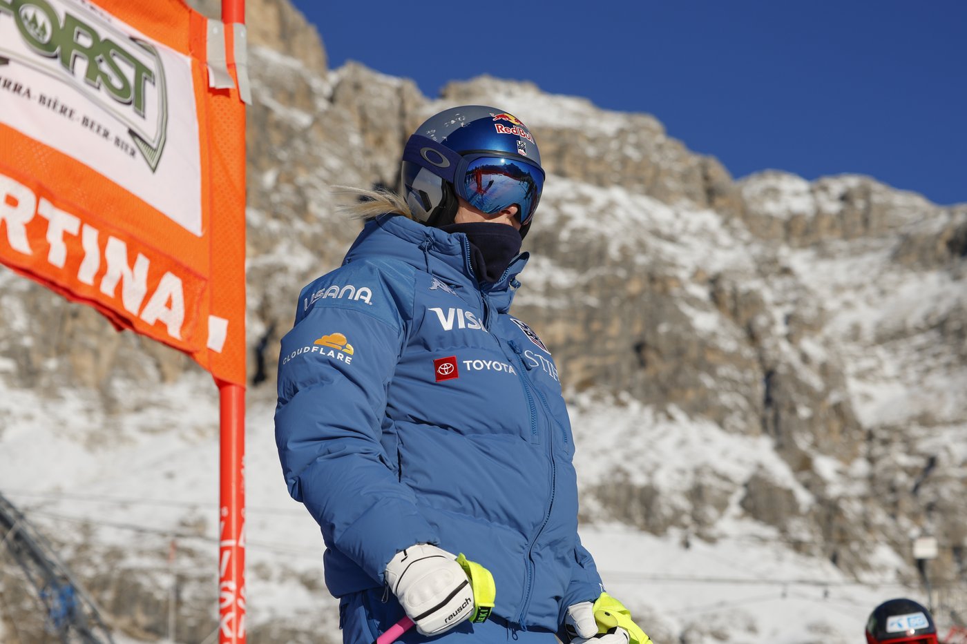 Lindsey Vonn takes it easy in downhill training a day after crashing in Cortina | iNFOnews.ca Lindsey Vonn takes it easy in downhill training a day after crashing in Cortina | iNFOnews.ca