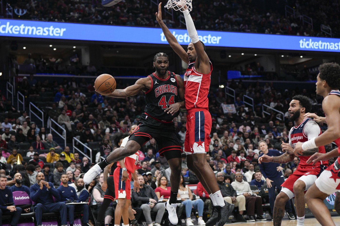 Poole scores 30 as Wizards beat Bulls 125-107 | iNFOnews.ca