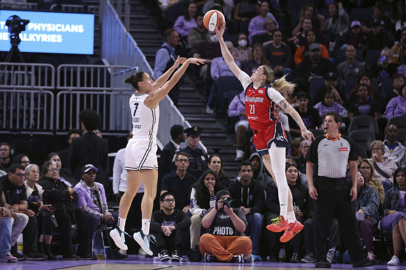 Veronica Burton scores 22 to lead Valkyries to expansion franchise's first win, 76-74 over Mystics | iNFOnews.ca