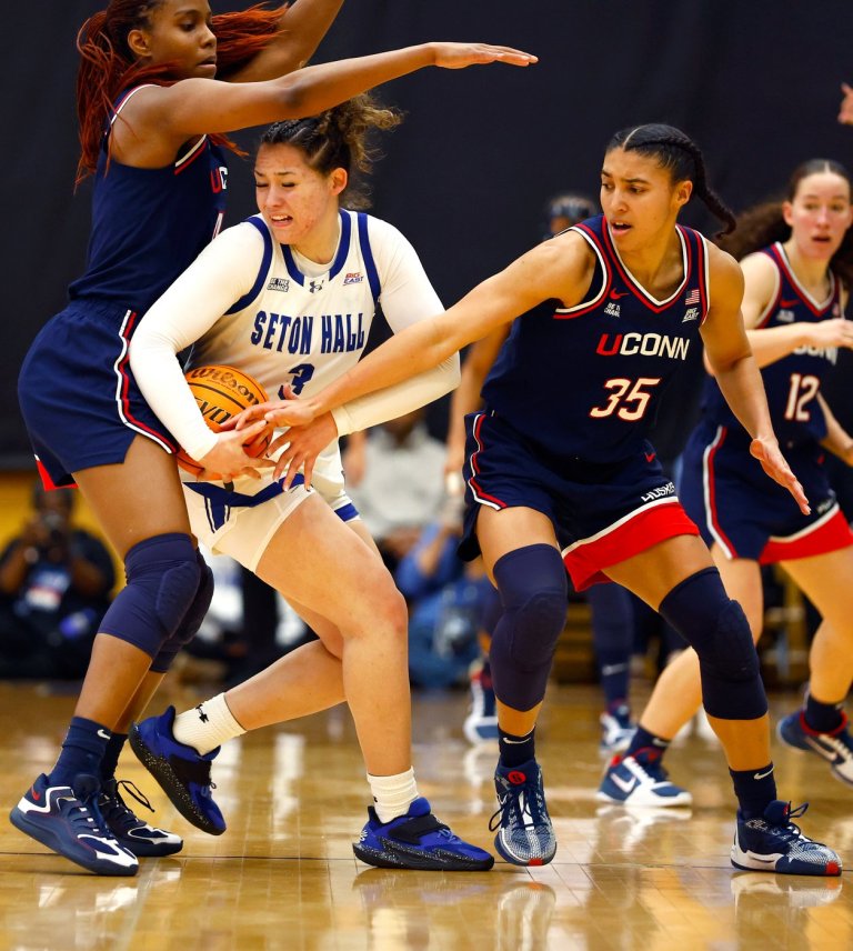 UConn extends winning streak against Seton Hall to 43 games with 92-52 victory | iNFOnews.ca