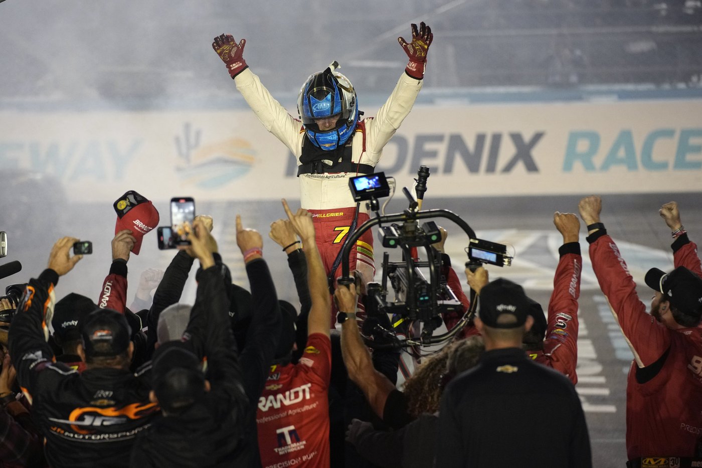 Justin Allgaier wins 1st NASCAR Xfinity title, capping comeback by passing Hill and Custer late | iNFOnews.ca Justin Allgaier wins 1st NASCAR Xfinity title, capping comeback by passing Hill and Custer late | iNFOnews.ca