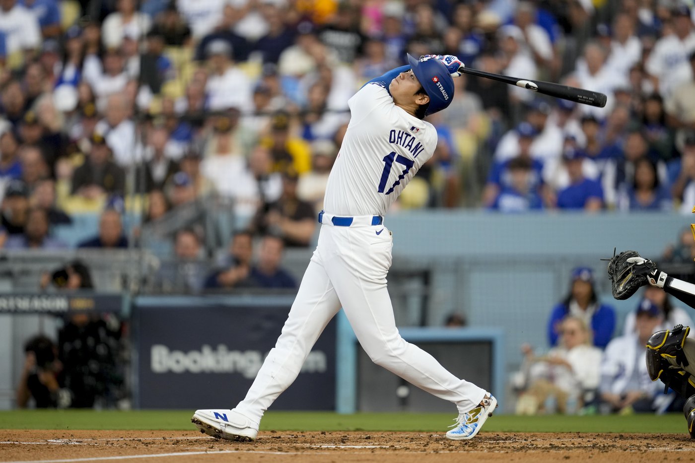 Yamamoto outduels Darvish in historic matchup as Dodgers beat Padres 2-0 to reach NLCS | iNFOnews.ca Yamamoto outduels Darvish in historic matchup as Dodgers beat Padres 2-0 to reach NLCS | iNFOnews.ca