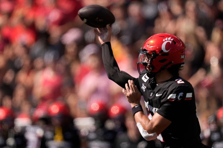No. 24 Cincinnati is the surprise team in Big 12 midseason awards after 5-game winning streak | iNFOnews.ca