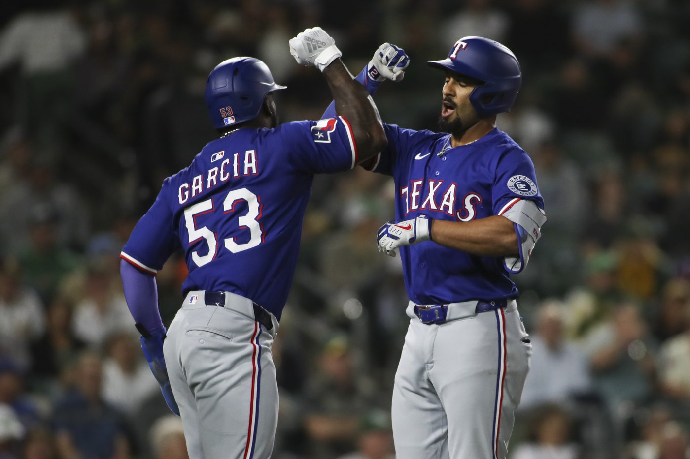 Semien hits 3-run homer, Rangers beat A's 8-5 while Pederson slump reaches 0 for 41 | iNFOnews.ca