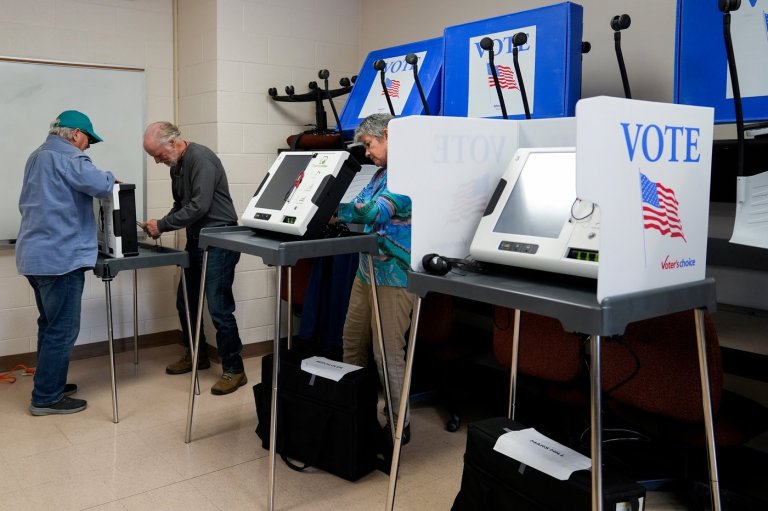 Why reported challenges with touchscreen voting machines don't signal election rigging | iNFOnews.ca