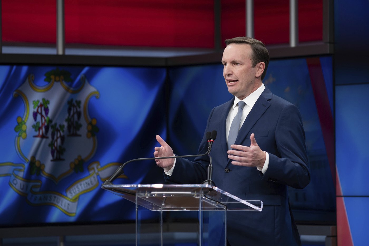 Murphy warns Connecticut abortion law could be at risk while GOP opponent says he's fearmongering | iNFOnews.ca