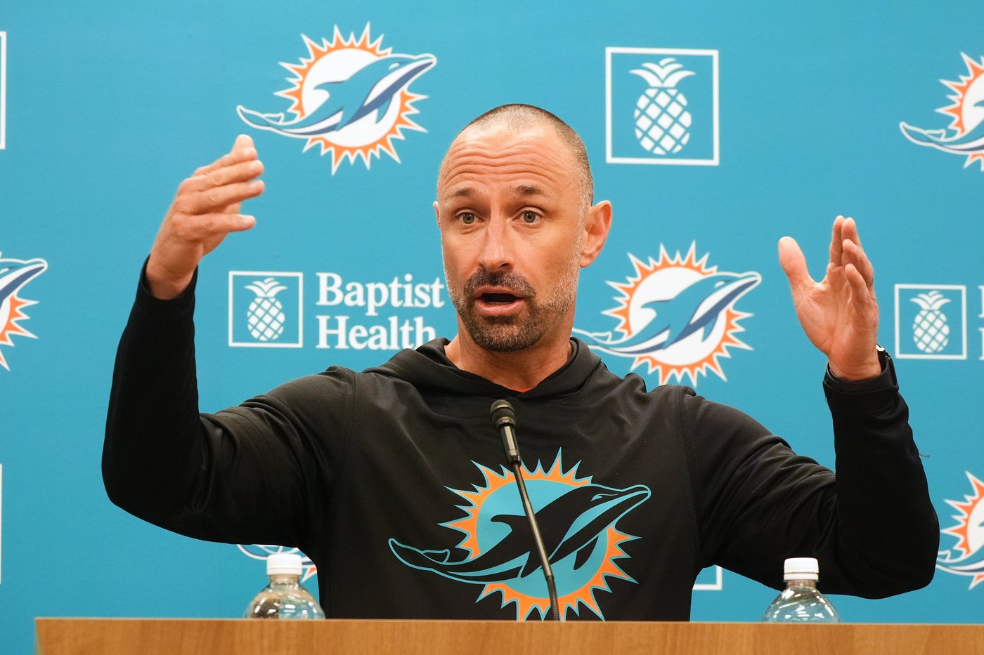 Dolphins not interested in trading star running back De'Von Achane, GM Jon-Eric Sullivan says | iNFOnews.ca Dolphins not interested in trading star running back De'Von Achane, GM Jon-Eric Sullivan says | iNFOnews.ca