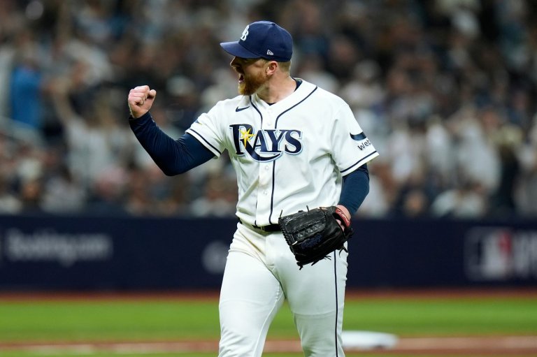 Rasmussen has no-hit bid for 7 2/3 innings, Rays open AL Division Series with a 1-0 win over Yanks | iNFOnews.ca