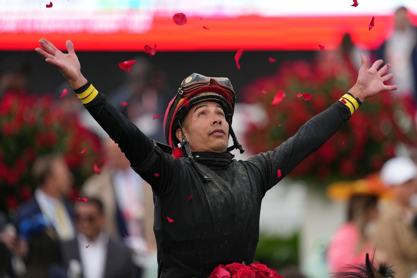 Golden Tempo takes the Kentucky Derby as Cherie DeVaux becomes the 1st woman to train its winner | iNFOnews.ca Golden Tempo takes the Kentucky Derby as Cherie DeVaux becomes the 1st woman to train its winner | iNFOnews.ca