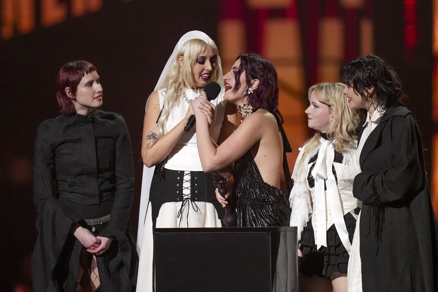 Charli xcx’s' Brat reign continues, as she clears the decks at BRIT Awards | iNFOnews.ca Charli xcx’s' Brat reign continues, as she clears the decks at BRIT Awards | iNFOnews.ca