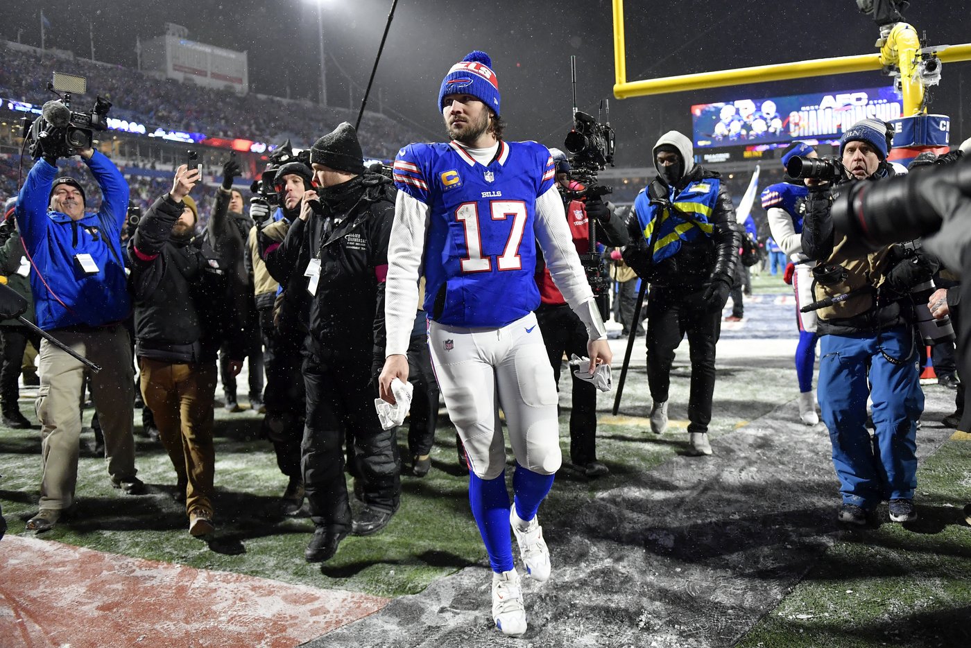 Josh Allen scores 2 TDs, Bills force 3 turnovers to beat Ravens 27-25 and reach AFC title game | iNFOnews.ca Josh Allen scores 2 TDs, Bills force 3 turnovers to beat Ravens 27-25 and reach AFC title game | iNFOnews.ca