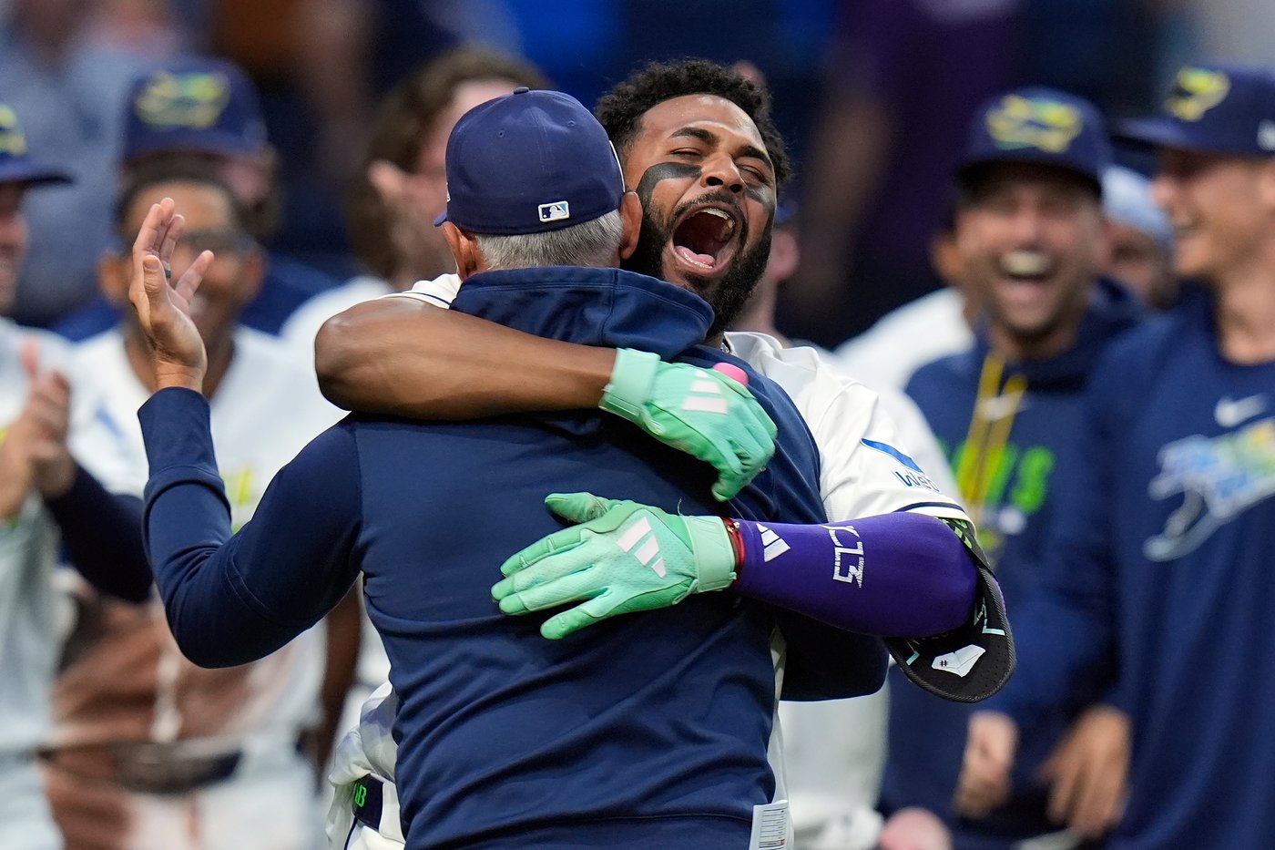 Junior Caminero's walk-off homer sends Rays to playoff-clinching 3-1 win over Astros | iNFOnews.ca