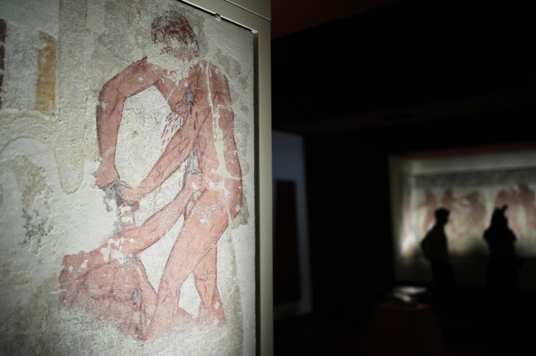 Italy displays paintings from an ancient Etruscan tomb, its latest cultural acquisition | iNFOnews.ca