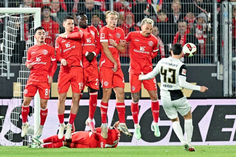 Hakimi's hat trick leads PSG's rout over Le Havre. Elversberg continues strong run in Bundesliga | iNFOnews.ca