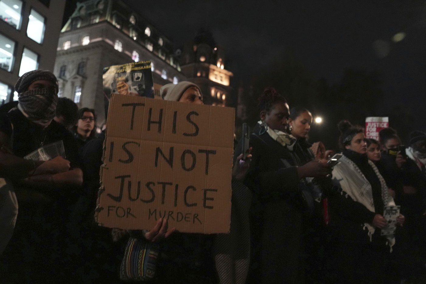 London police officer who fatally shot a Black motorist is acquitted of murder | iNFOnews.ca