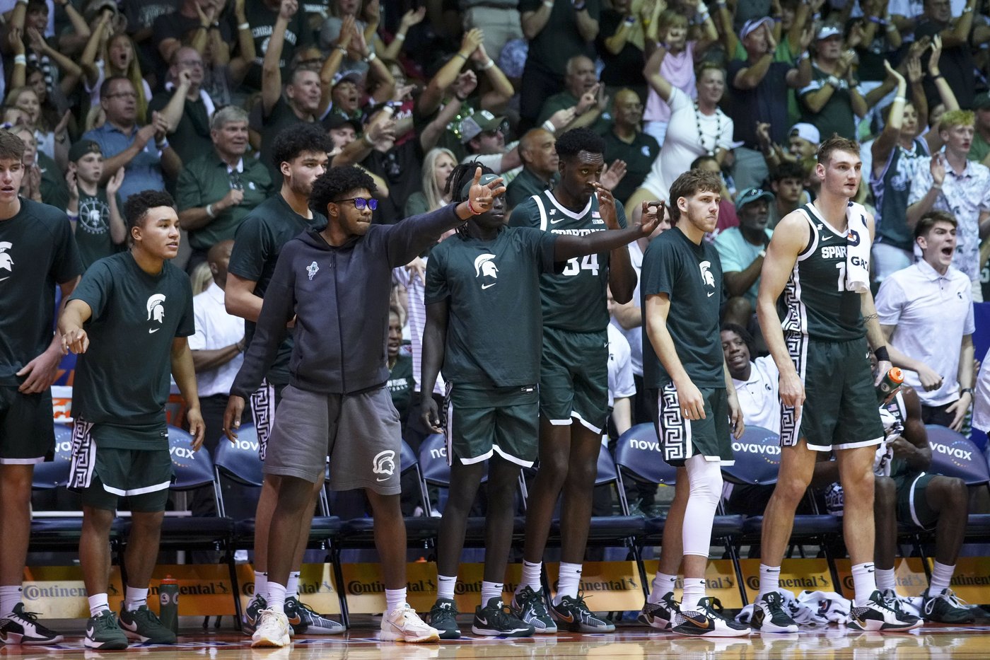 Michigan State holds off No. 12 North Carolina 94-91 in overtime for 3rd at Maui Invitational | iNFOnews.ca