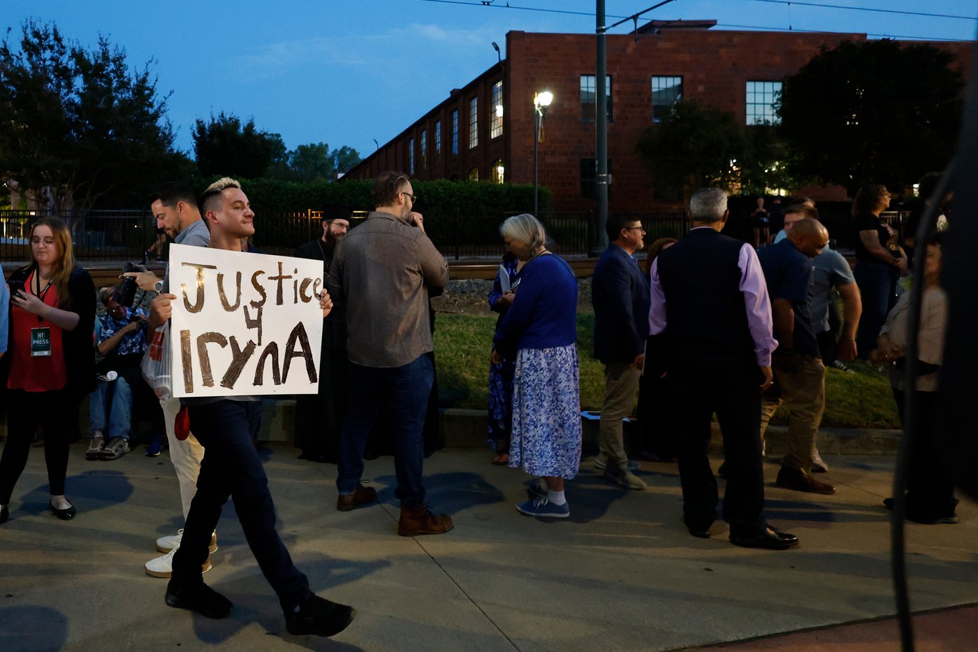 GOP lawmakers both critical and cordial with Charlotte leaders after high-profile crime | iNFOnews.ca