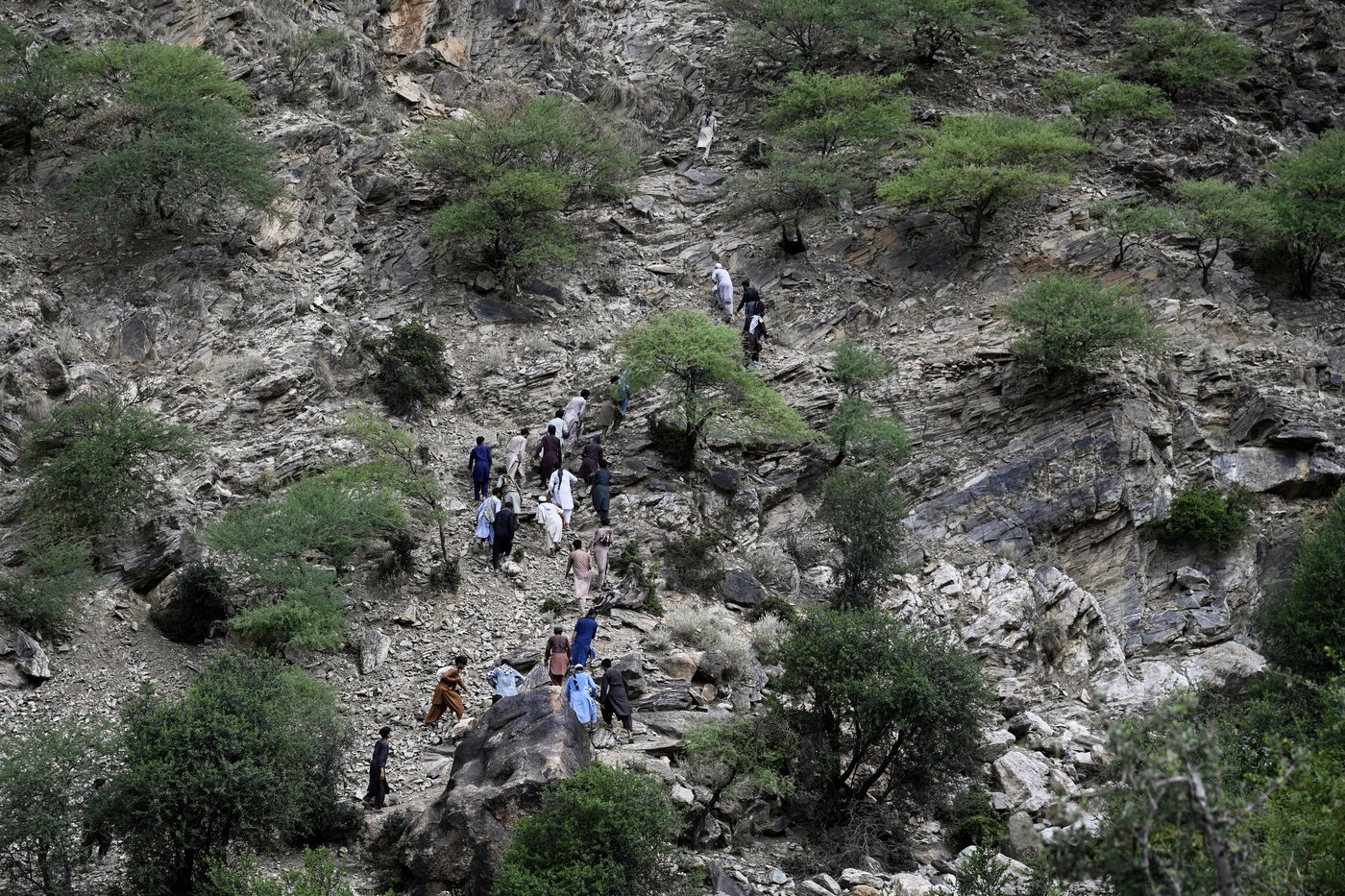 A devastating earthquake in Afghanistan: See the photos | iNFOnews.ca