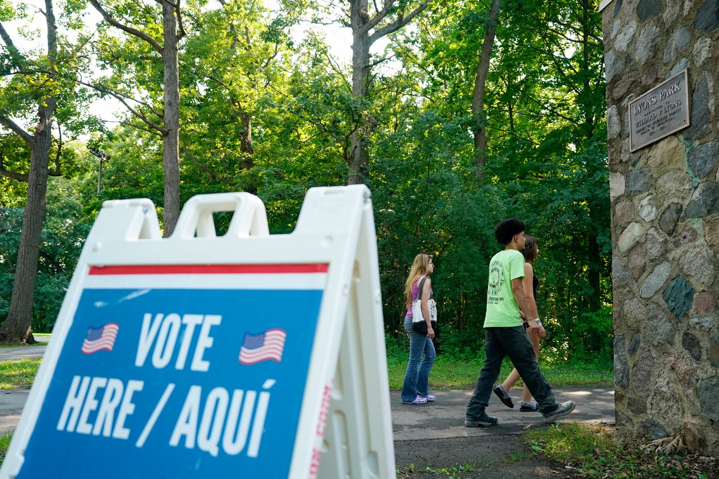 Noncitizen voting claims animate Trump's attacks on midterms and set up potential result challenges | iNFOnews.ca Noncitizen voting claims animate Trump's attacks on midterms and set up potential result challenges | iNFOnews.ca