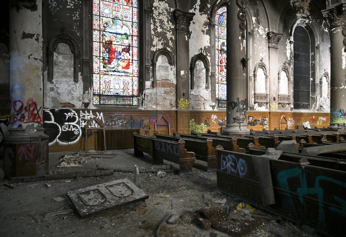 Montreal parish fights to demolish derelict church that's become a TikTok destination | iNFOnews.ca Montreal parish fights to demolish derelict church that's become a TikTok destination | iNFOnews.ca