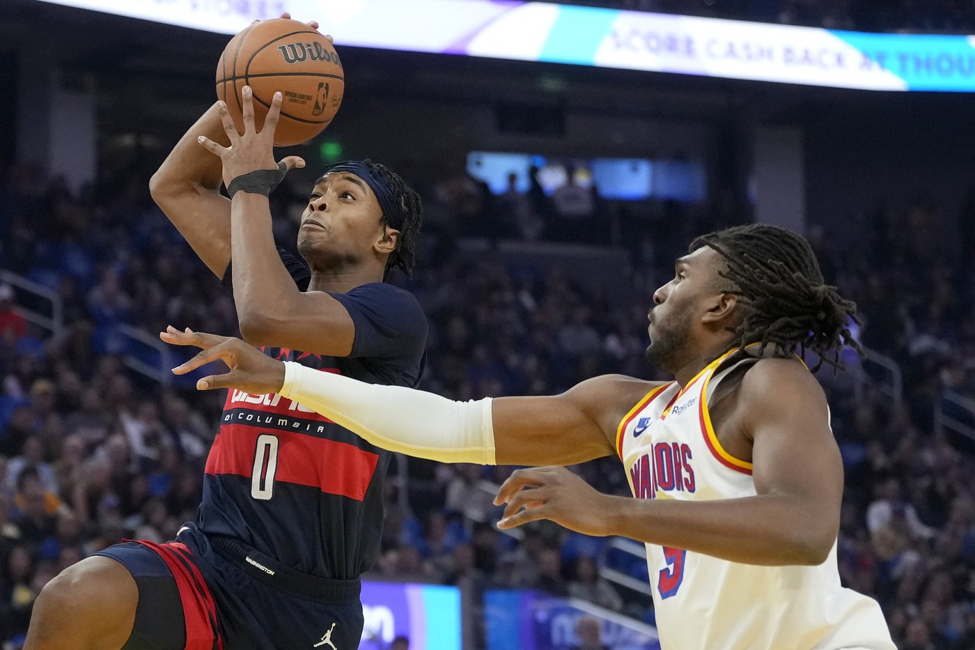 Stephen Curry scores 26 before leaving with ankle injury as Warriors beat Wizards 122-114 | iNFOnews.ca Stephen Curry scores 26 before leaving with ankle injury as Warriors beat Wizards 122-114 | iNFOnews.ca