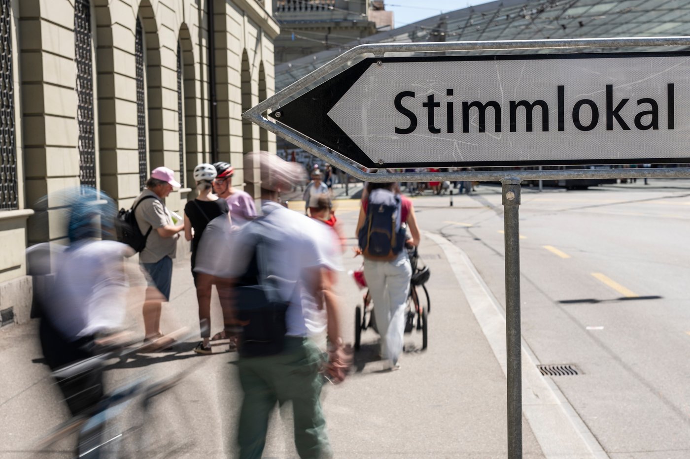 Swiss voters reject right-wing's bid to cap population at 10 million, early results show | iNFOnews.ca Swiss voters reject right-wing's bid to cap population at 10 million, early results show | iNFOnews.ca