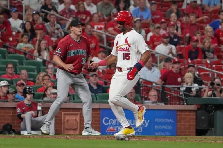Arenado, Gurriel deliver RBI hits, D-back score winning run on passed ball in 4-3 win over Cards | iNFOnews.ca