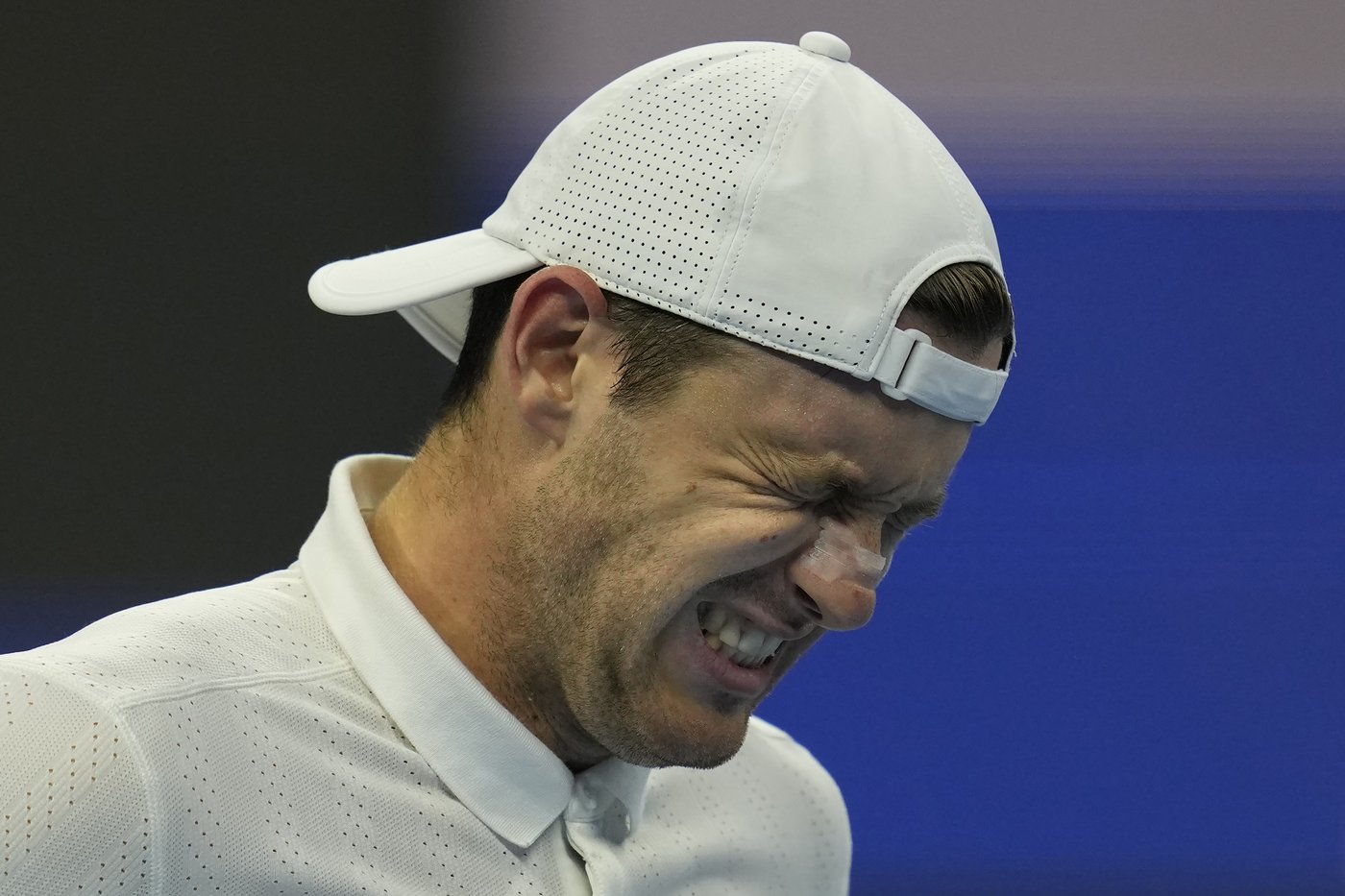 Sinner survives scare in Beijing and Fritz loses opener at Japan Open | iNFOnews.ca