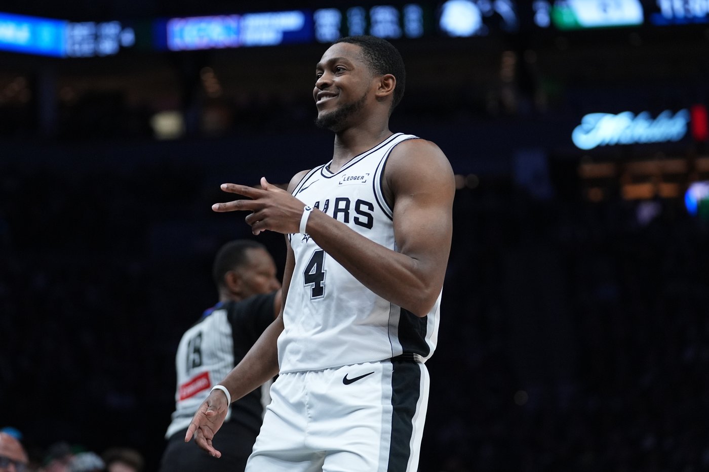 Spurs rule De'Aaron Fox out of Game 1 with ankle soreness, Thunder get Jalen Williams back | iNFOnews.ca Spurs rule De'Aaron Fox out of Game 1 with ankle soreness, Thunder get Jalen Williams back | iNFOnews.ca