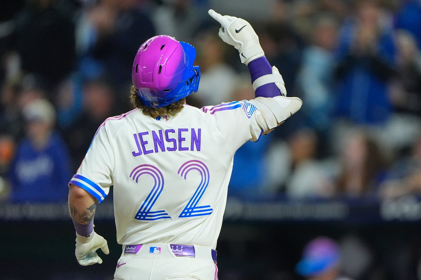 Guardians maintain 1-game AL Central lead, beat Royals 12-9 with help from 6 walks in 5-run 9th | iNFOnews.ca