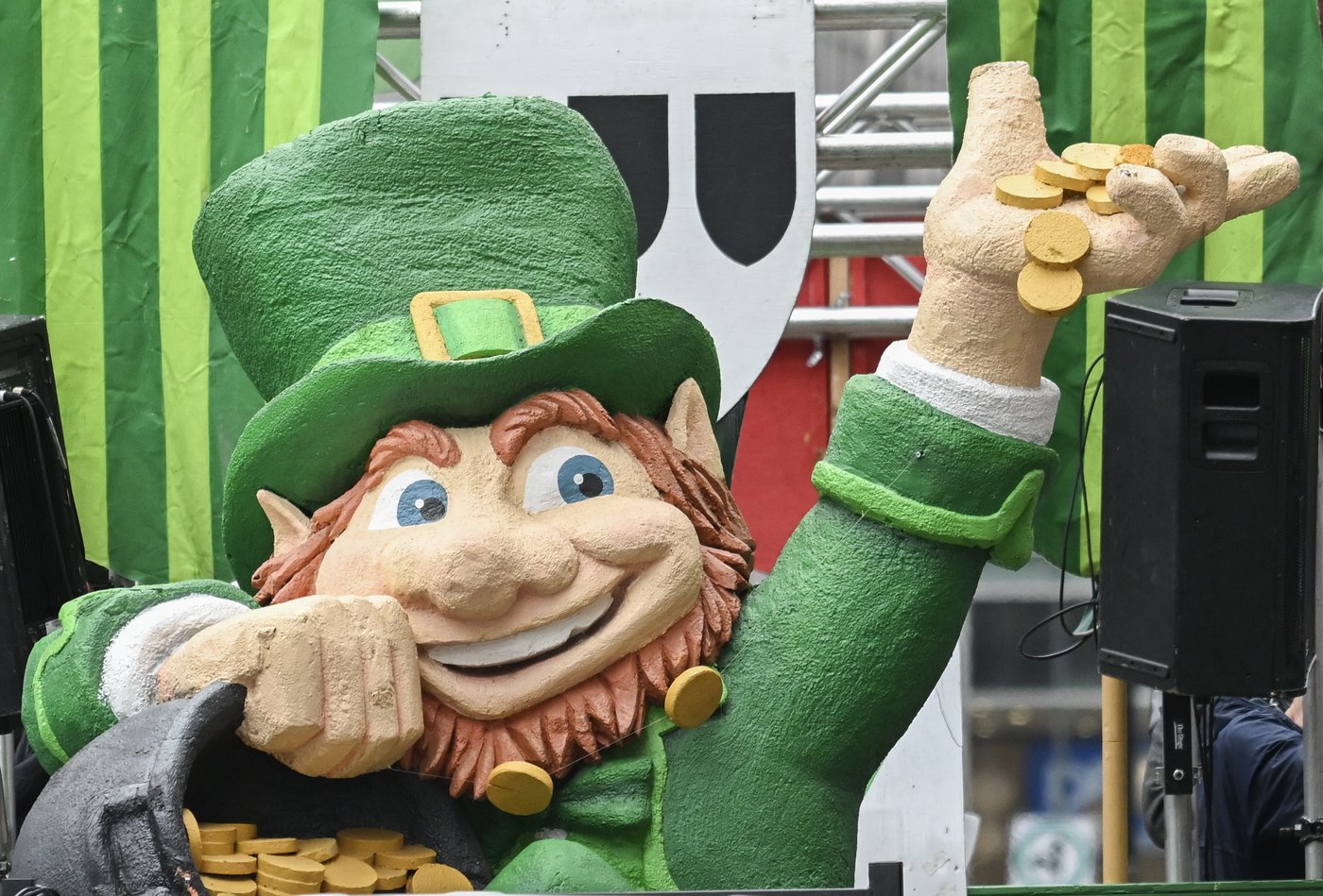 Prime minister among those marking Montreal's St. Patrick's parade 200th anniversary | iNFOnews.ca Prime minister among those marking Montreal's St. Patrick's parade 200th anniversary | iNFOnews.ca