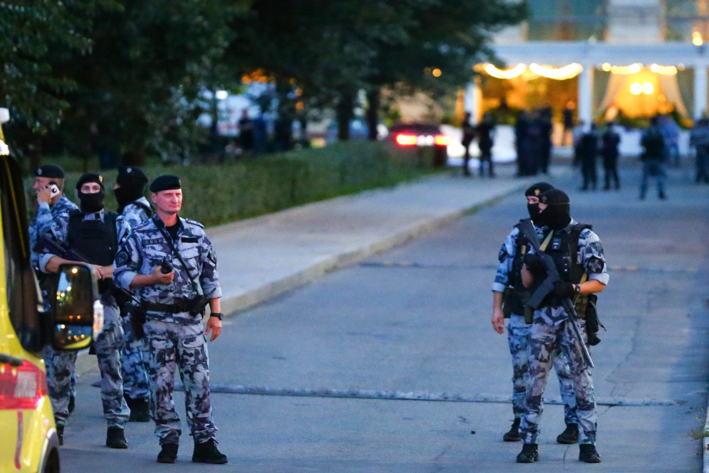 3 people killed, at least 21 wounded in Moscow restaurant bombing, Russian officials say | iNFOnews.ca