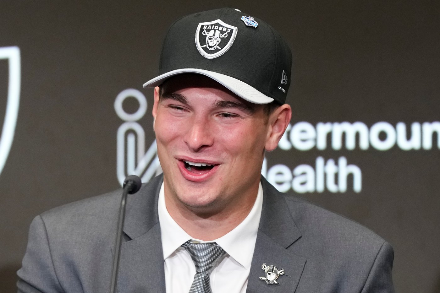 New Raiders QB Fernando Mendoza ready to prove he was worthy of No. 1 draft pick | iNFOnews.ca