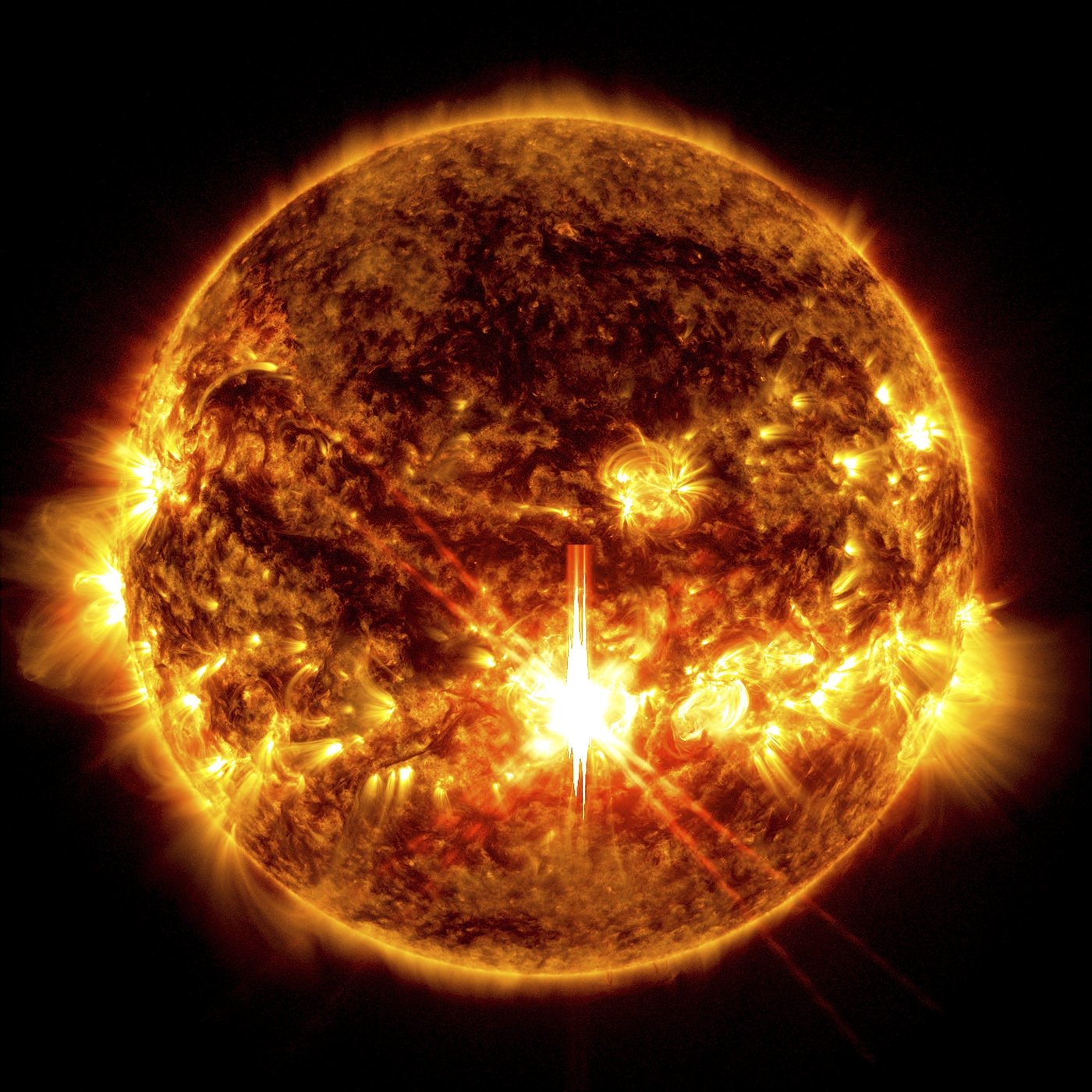 Severe solar storm could stress power grids even more as US deals with major back-to-back hurricanes | iNFOnews.ca