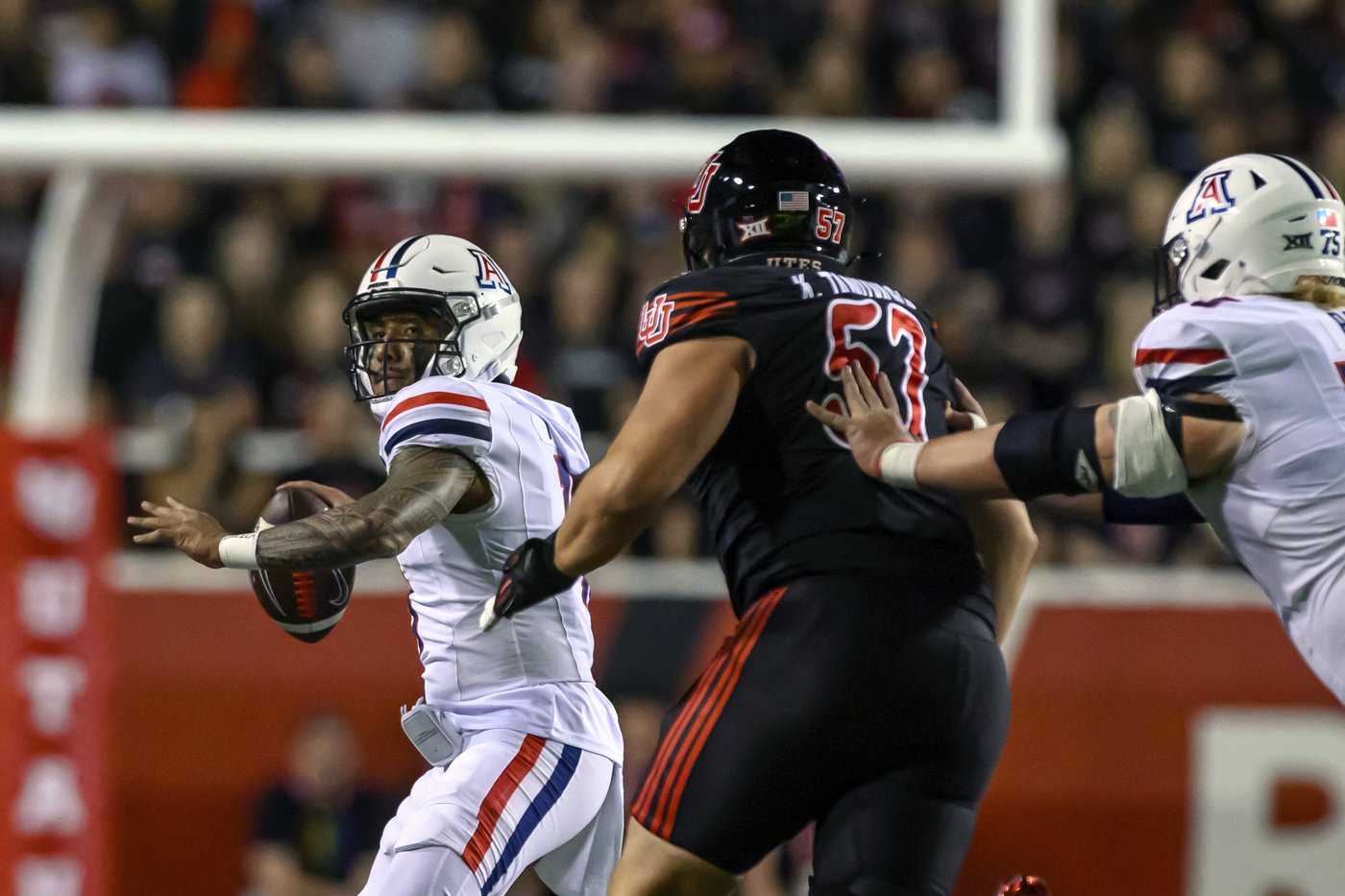 Fifita throws 2 TDs and Arizona's defense stops No. 10 Utah on four 4th downs in 23-10 win | iNFOnews.ca