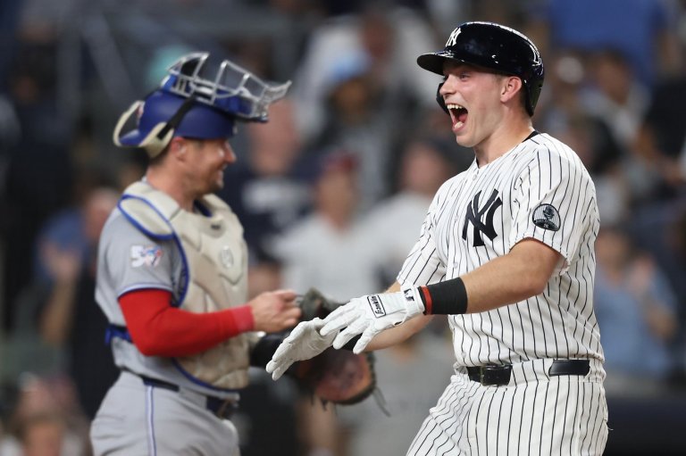 Yankees get homers from Rice and McMahon, hold off Blue Jays 5-4 in 90-degree heat | iNFOnews.ca