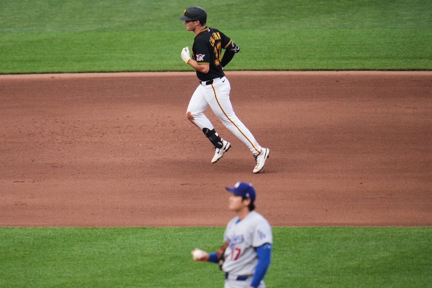 Rookie Tyler Callihan goes deep off Shohei Ohtani, adds a 3-run shot late as Pirates top Dodgers 9-8 | iNFOnews.ca Rookie Tyler Callihan goes deep off Shohei Ohtani, adds a 3-run shot late as Pirates top Dodgers 9-8 | iNFOnews.ca