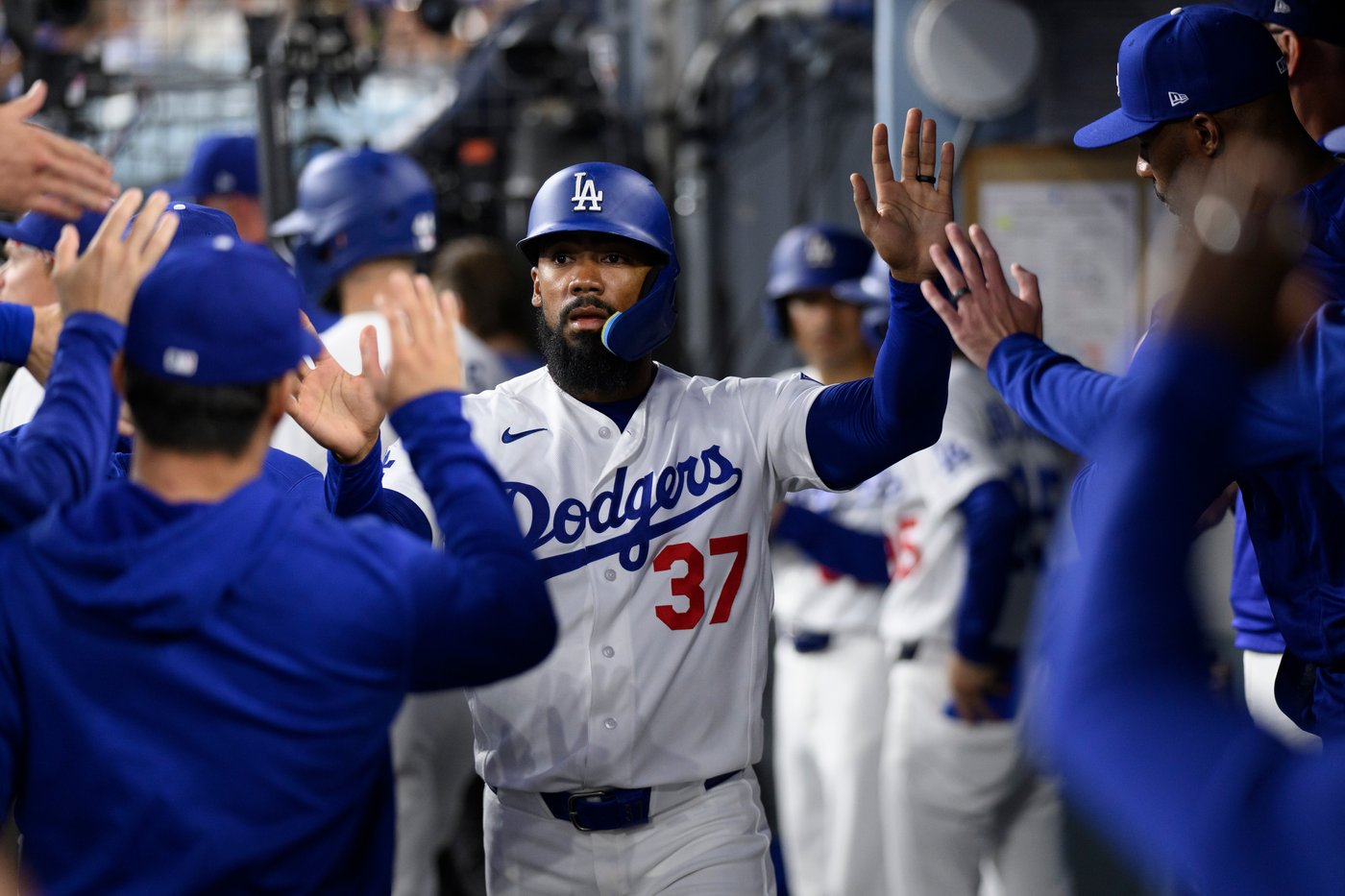 Rushing delivers a dramatic 11th-inning walk-off as Dodgers edge Rockies 8-7 | iNFOnews.ca Rushing delivers a dramatic 11th-inning walk-off as Dodgers edge Rockies 8-7 | iNFOnews.ca