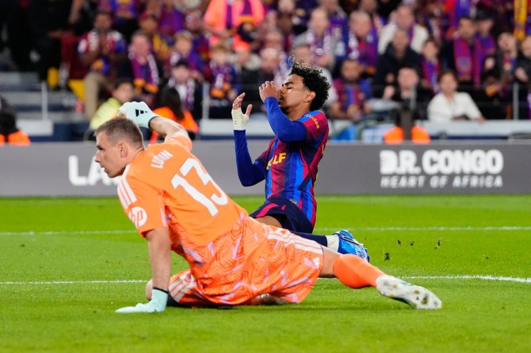 Yamal misses easy chance for Barcelona and is upstaged by Mbappé as Madrid wins clasico | iNFOnews.ca