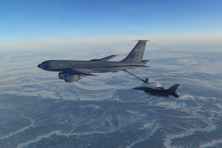 US military refueling plane goes down in Iraq and rescue is underway | iNFOnews.ca