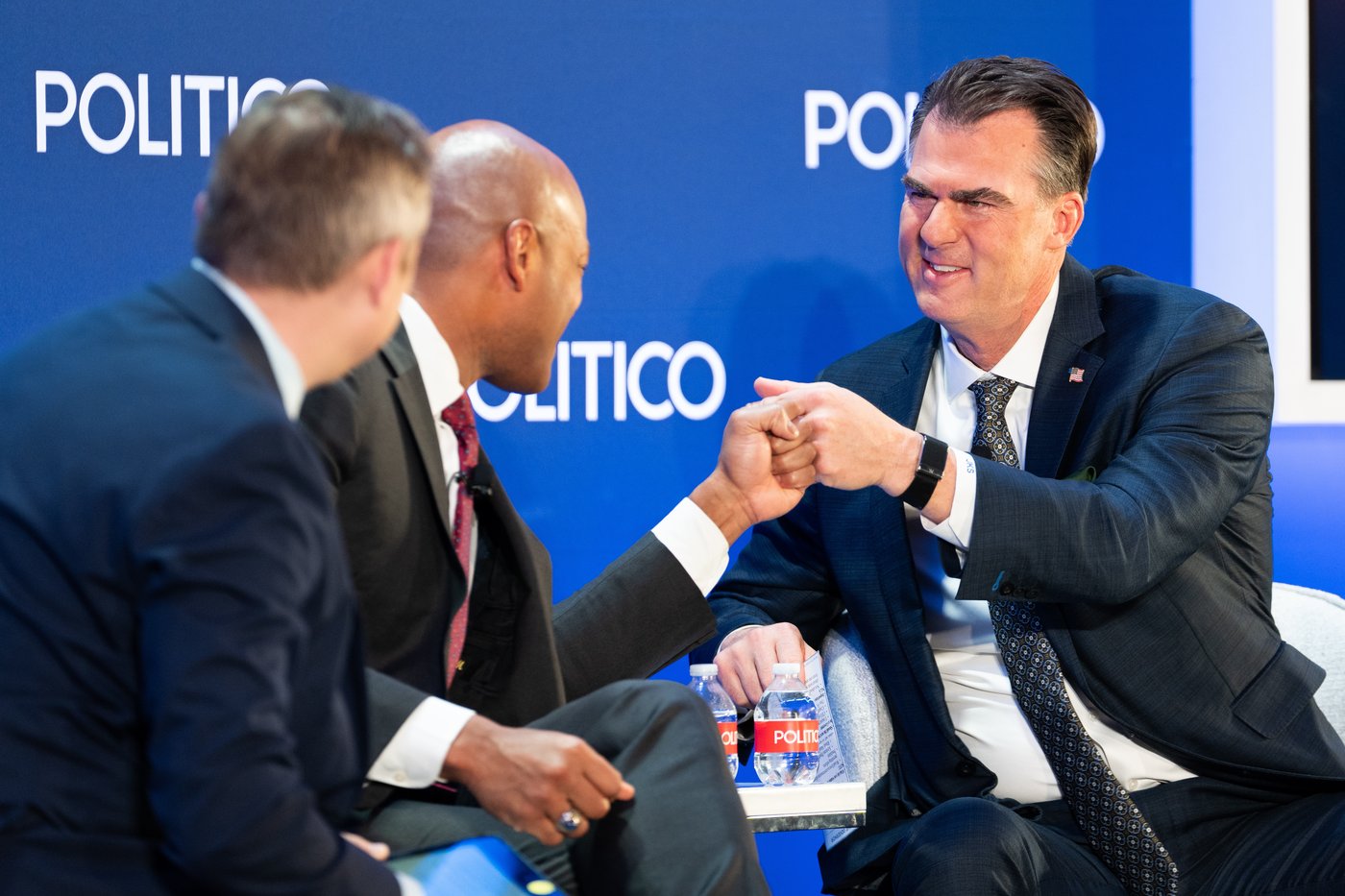 Trump's refusal to invite all governors to a White House meeting prompts group to back out | iNFOnews.ca