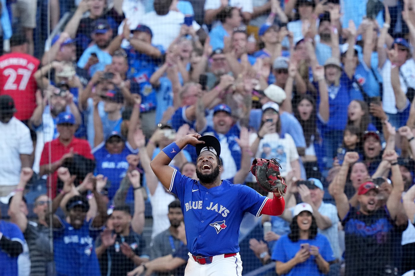 MLB announces Blue Jays broadcast schedule for first two games of ALDS | iNFOnews.ca