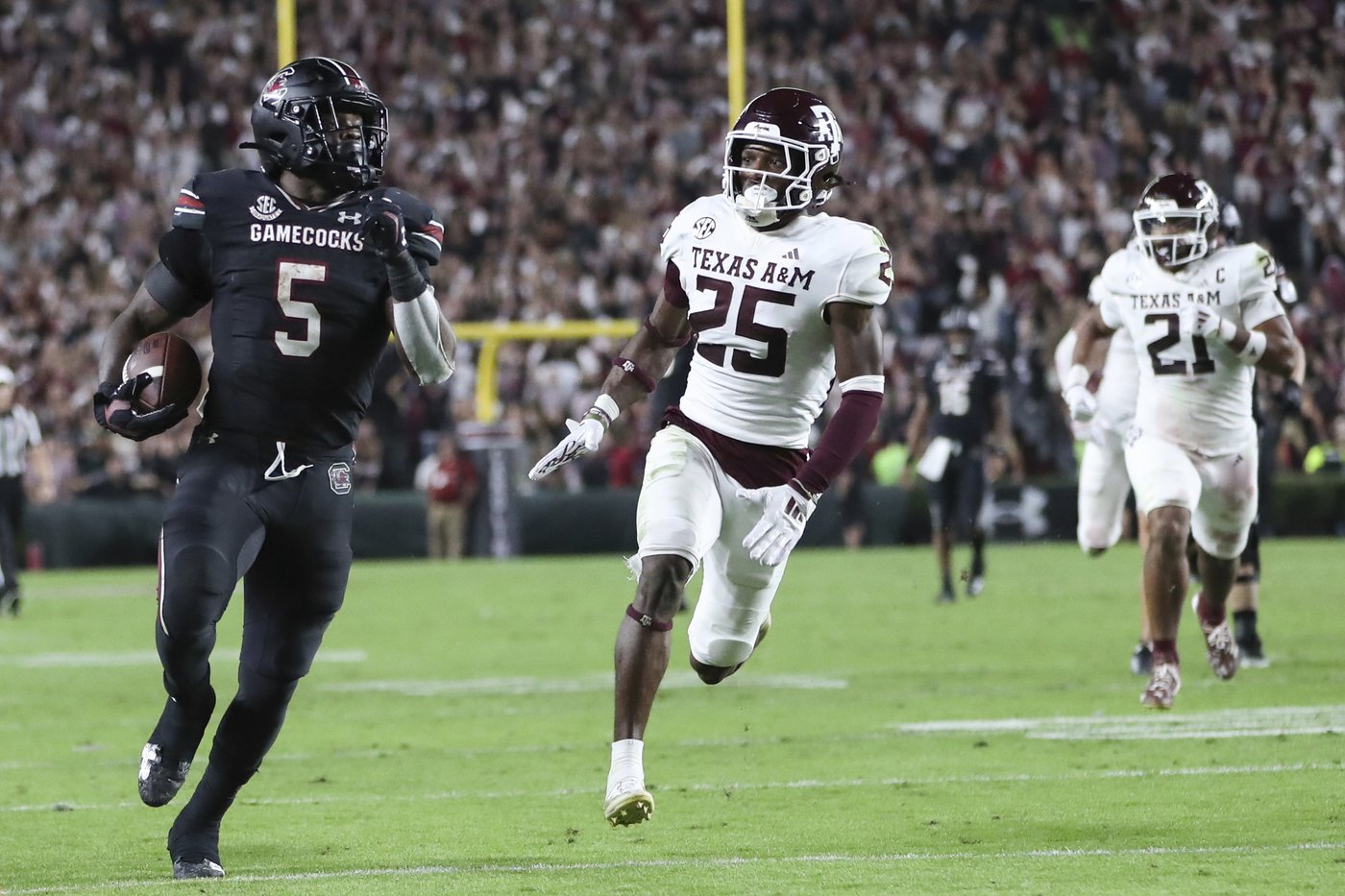 No. 23 South Carolina's charge powered by Raheim 'Rocket' Sanders | iNFOnews.ca