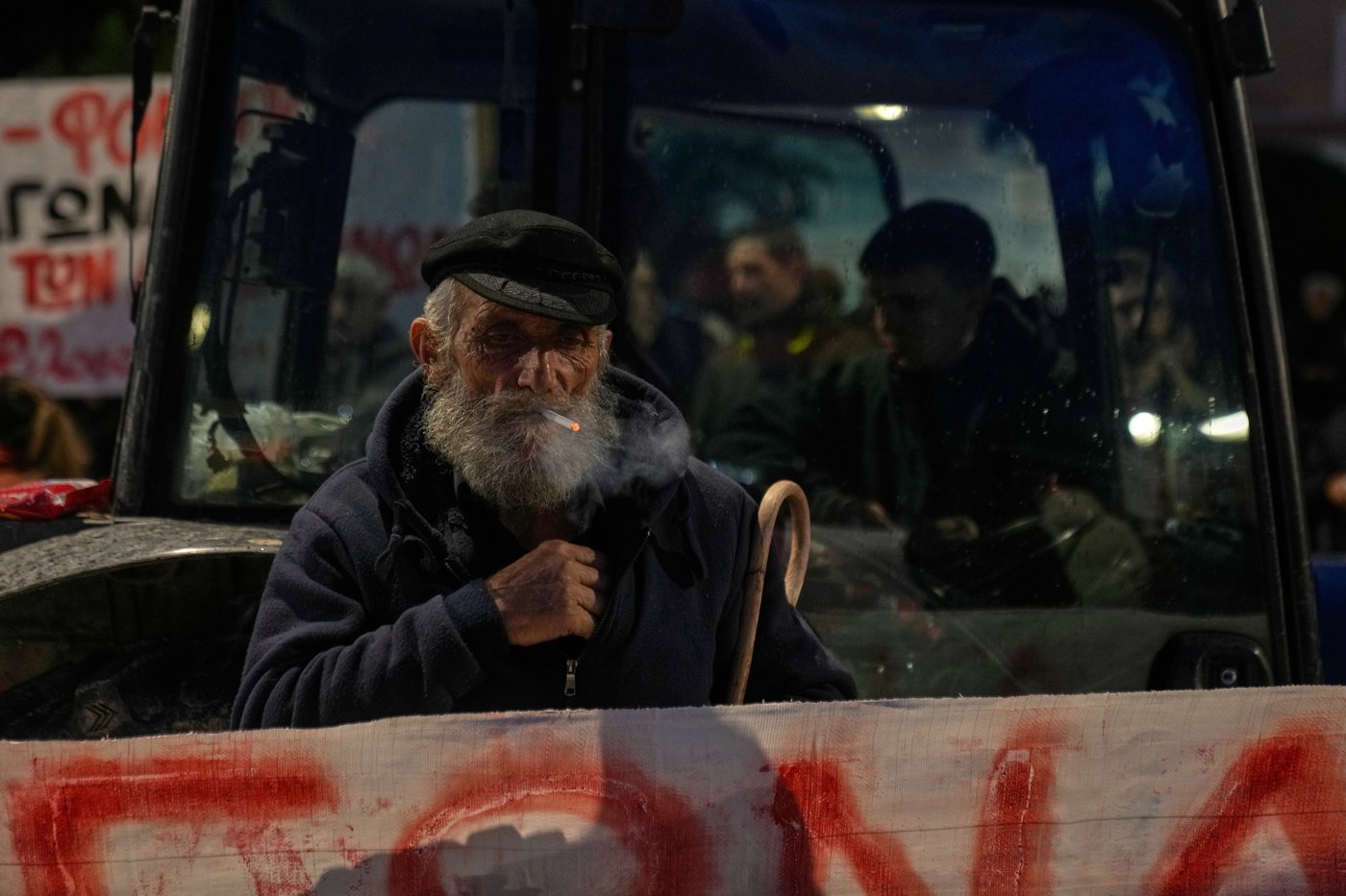 Angry Greek farmers converge on parliament with tractors in overnight protest rally | iNFOnews.ca Angry Greek farmers converge on parliament with tractors in overnight protest rally | iNFOnews.ca