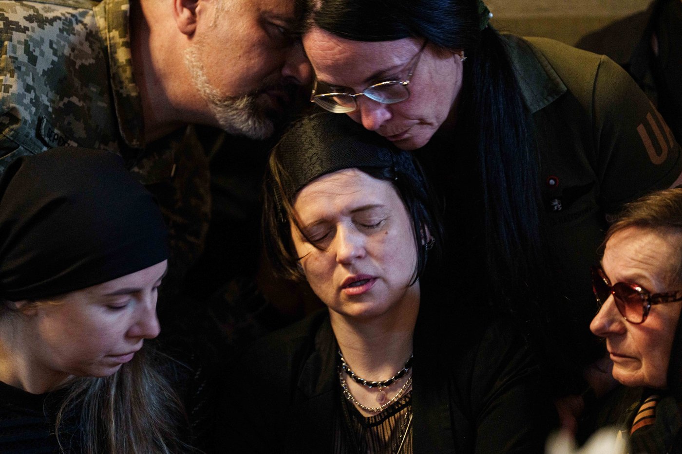 Kyiv holds a funeral for 2 young sisters killed by a Russian missile strike | iNFOnews.ca Kyiv holds a funeral for 2 young sisters killed by a Russian missile strike | iNFOnews.ca