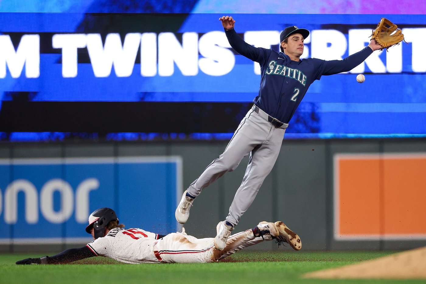 Julio Rodriguez has 3 doubles, Josh Naylor homers as Mariners beat Twins 7-1 | iNFOnews.ca Julio Rodriguez has 3 doubles, Josh Naylor homers as Mariners beat Twins 7-1 | iNFOnews.ca