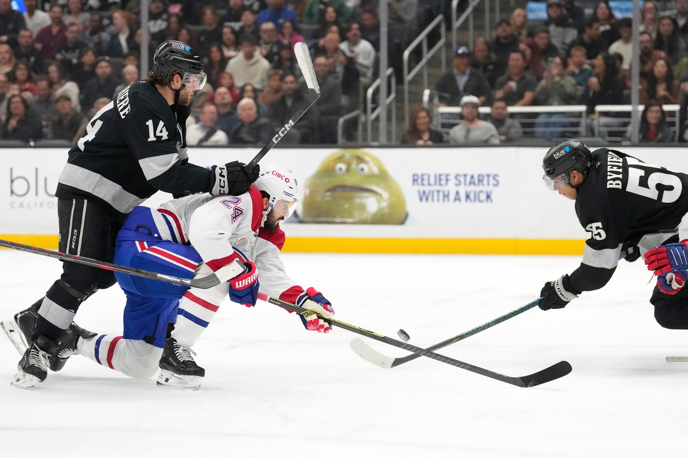 Slafkovsky, Suzuki lead Canadiens' comeback for 4-3 win over the Kings | iNFOnews.ca