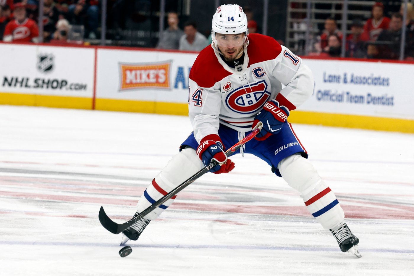 Nick Suzuki becomes first Canadien in 40 years to record 100 points in a season | iNFOnews.ca